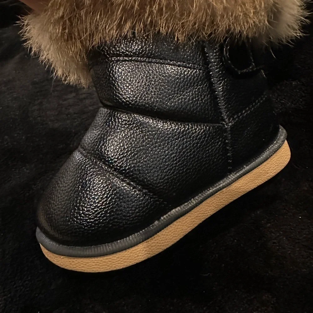 local childrens boutique warm black